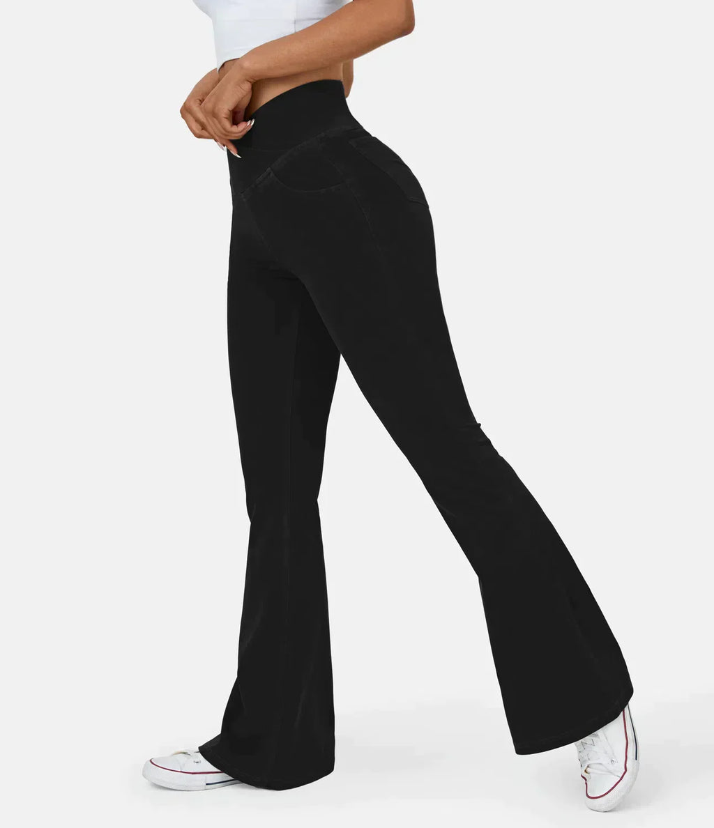 Crossover jeans with a high waist
