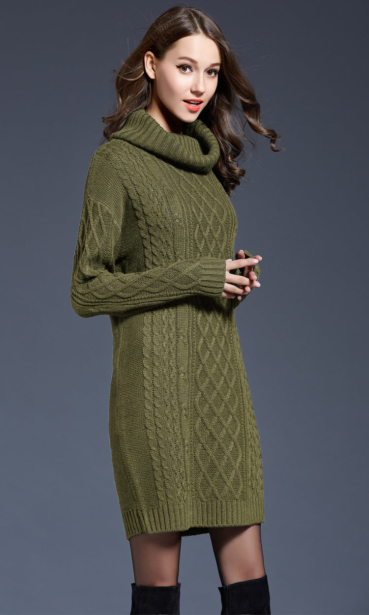 Valenzora | High-neck long knit dress