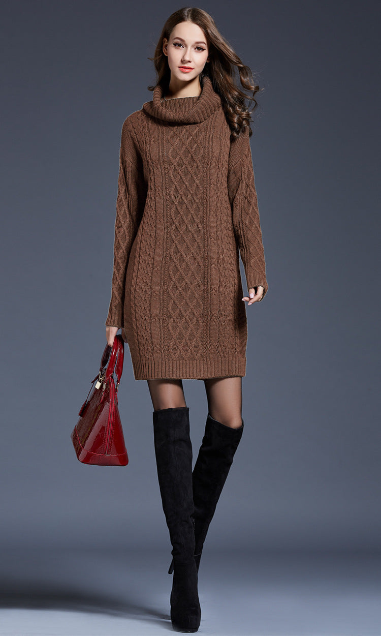 Valenzora | High-neck long knit dress