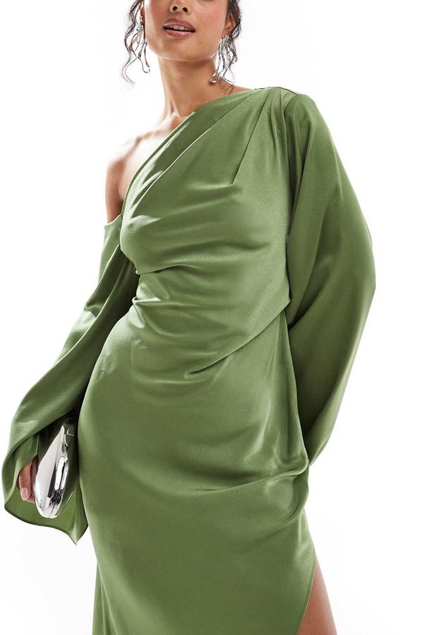 Valenzora | Zayla Satin-Maxikleid mit asymmetrischem One-Shoulder-Ausschnitt, Glockenärmeln und Schlitz