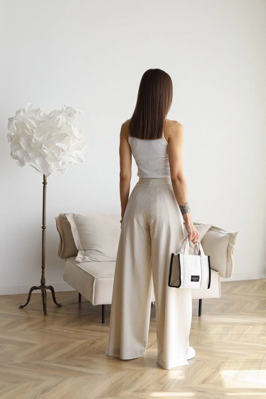 Wide linen trousers