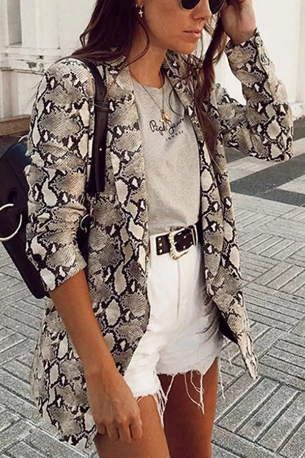 Valenzora | Charmer snake pattern lapel loose blazer