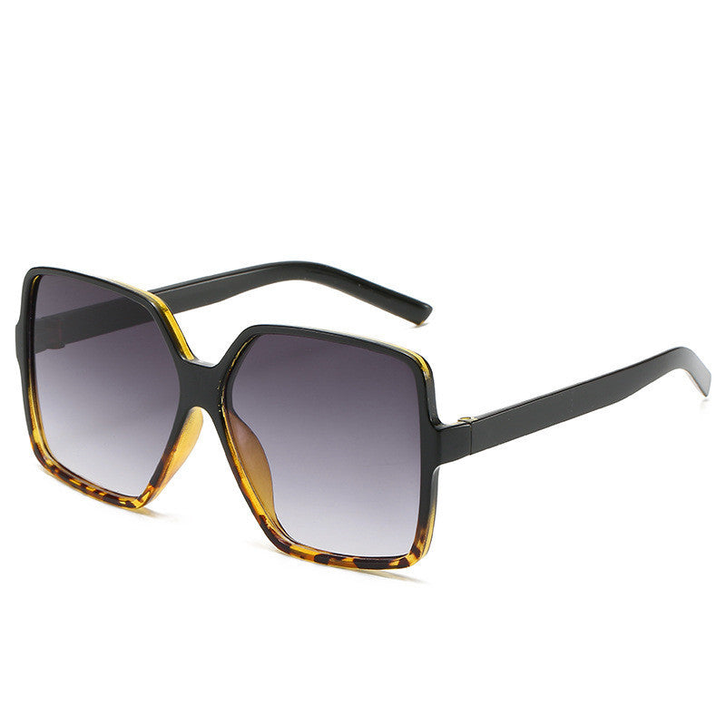 Valenzora | Große Sonnenbrille mit Farbverlauf für Damen
