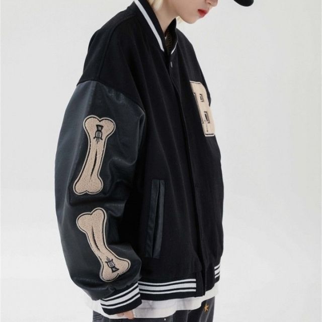 Valenzora | College-Streetwear-Bomberjacke mit gestickten Aufnähern