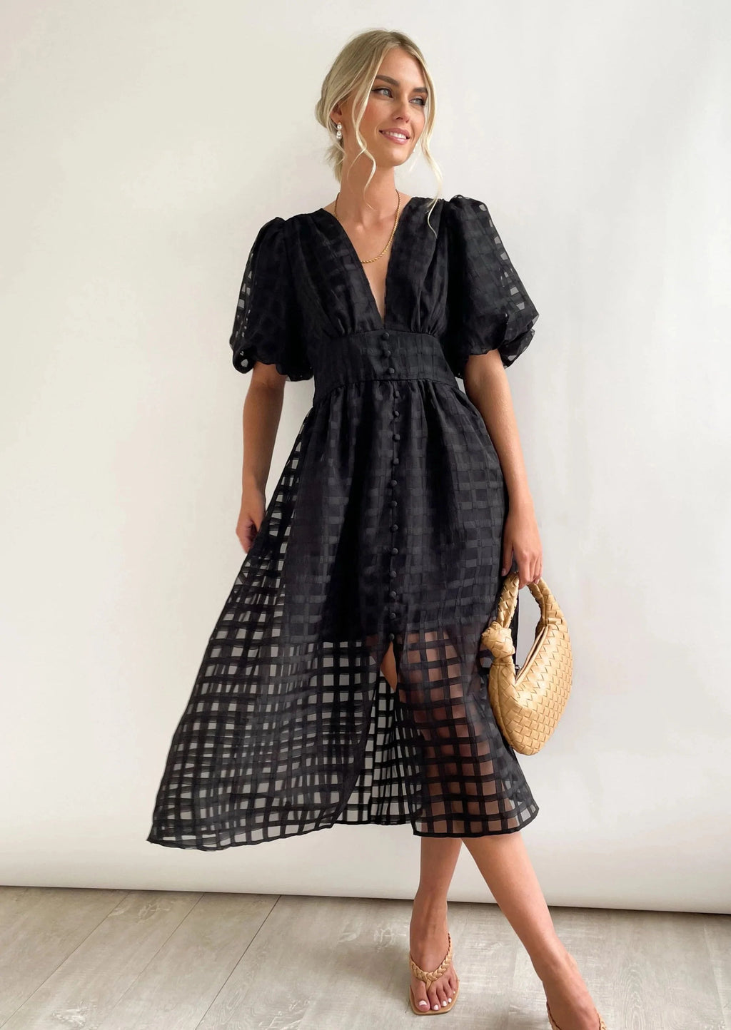 Valenzora | Midi dress with puff sleeves