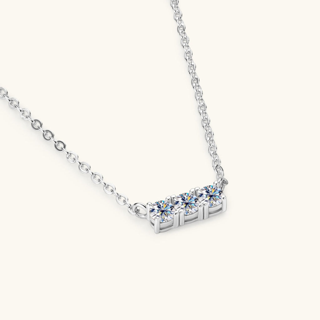 Valenzora | 925 Sterling Silver Inlaid Moissanite Bar Necklace