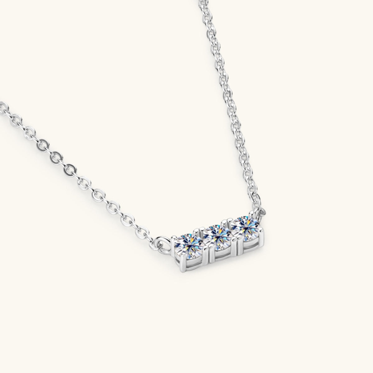 Valenzora | 925 Sterling Silver Inlaid Moissanite Bar Necklace