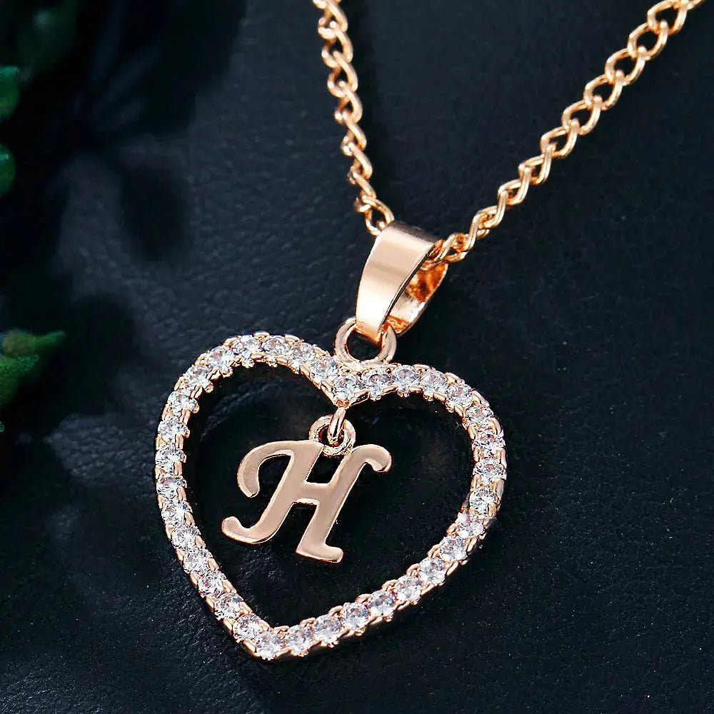 Valenzora | Buchstabe Zirkon Herz Halskette Anhänger Schmuck