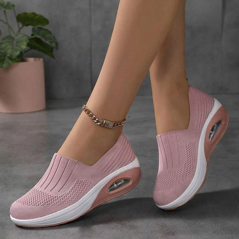 Valenzora | Atmungsaktive Slip-on-Sneaker mit ergonomischer Sohle für Damen