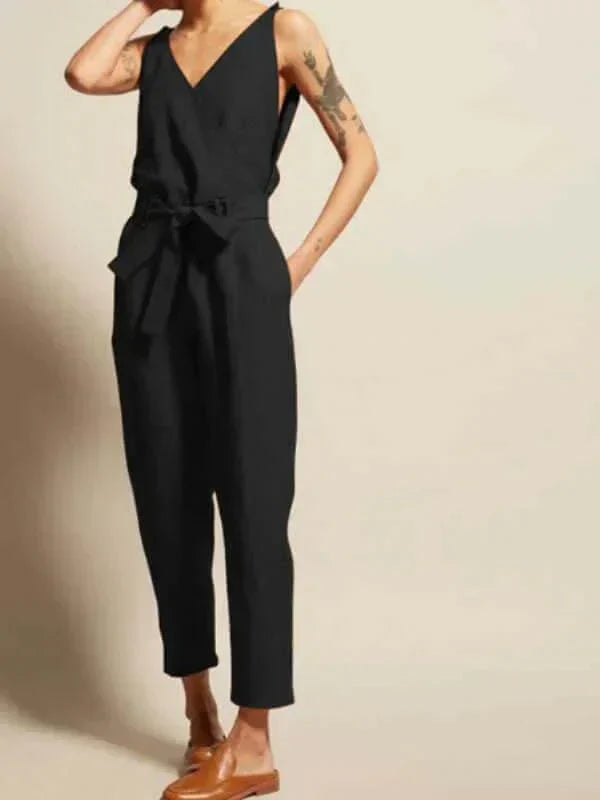 Valenzora | Neck Sleeveless Jumpsuit