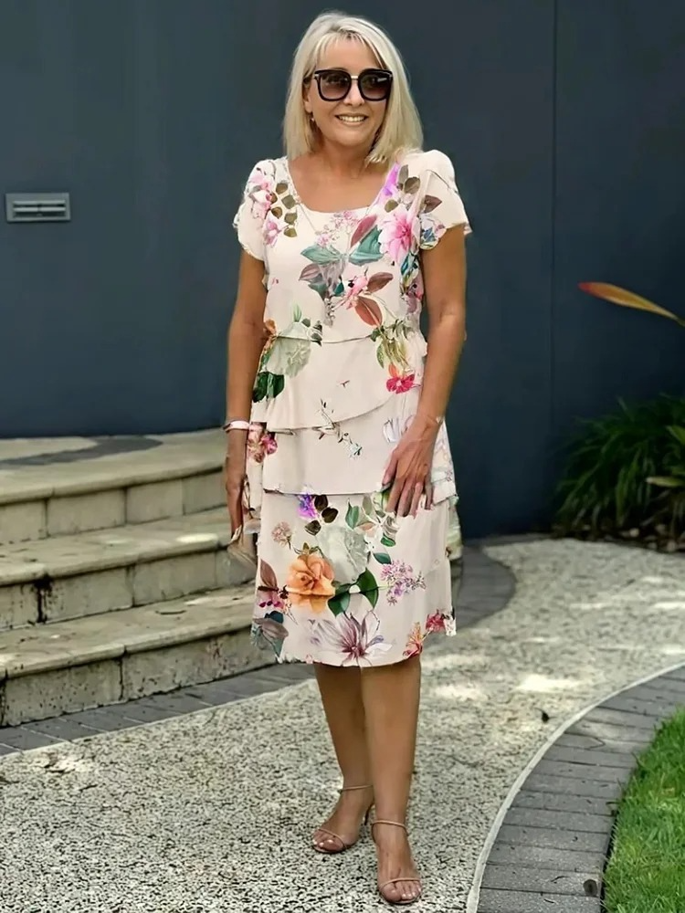 Valenzora | Floral Ruffle Dress in Layers