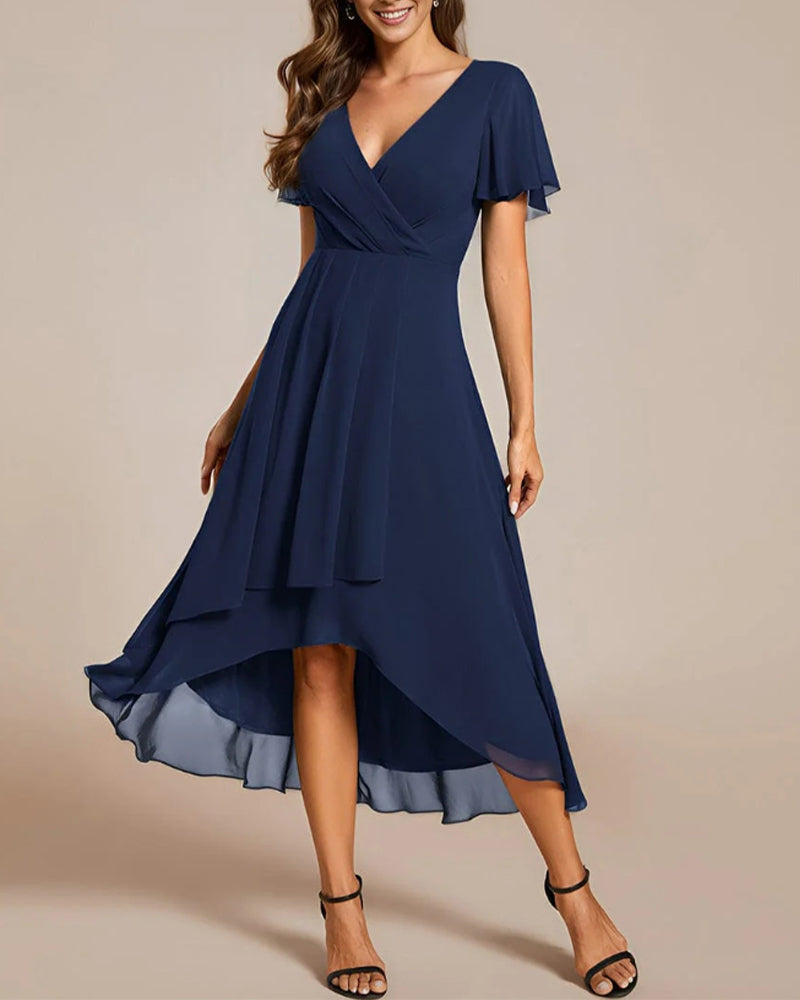 Valenzora | Dress with V-neck and ruffled sleeves
