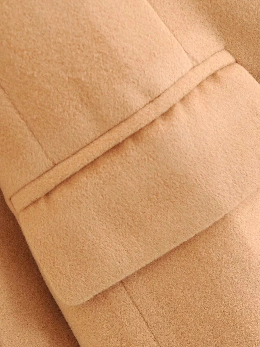 Valenzora | Zweireihige Jacke mit Kapuze