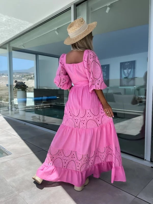 Valenzora | Casual, loose dress with lacing and lace embroidery