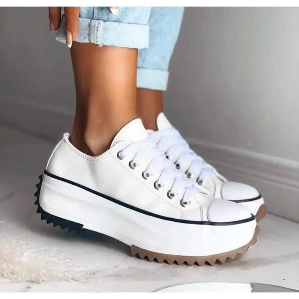Comfortable platform sneakers for women