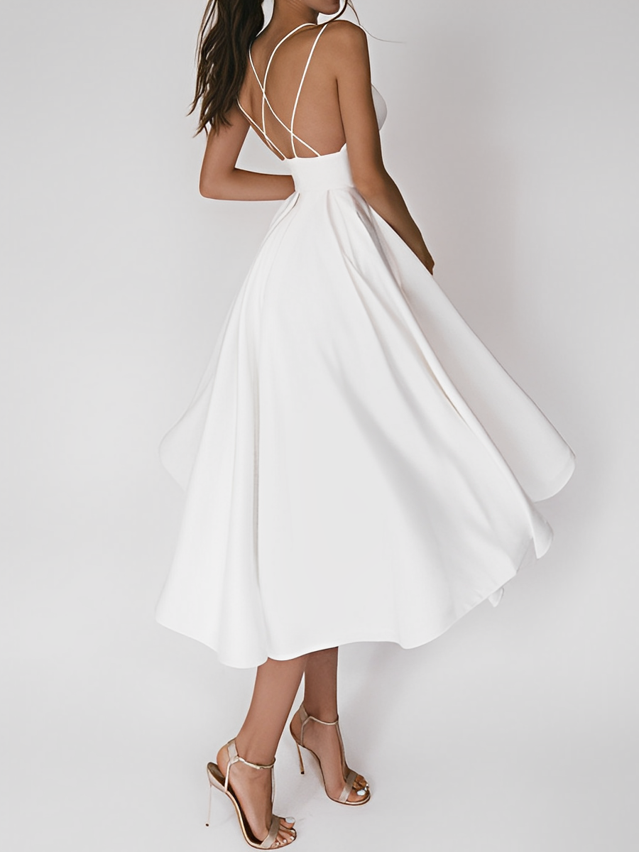 Valenzora | A light dress with delicate spaghetti straps