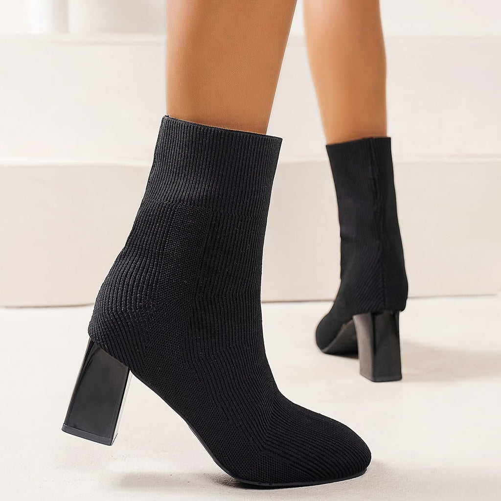 Valenzora | Gestrickte Stiefel mit mittelhohem Schaft und Blockabsatz