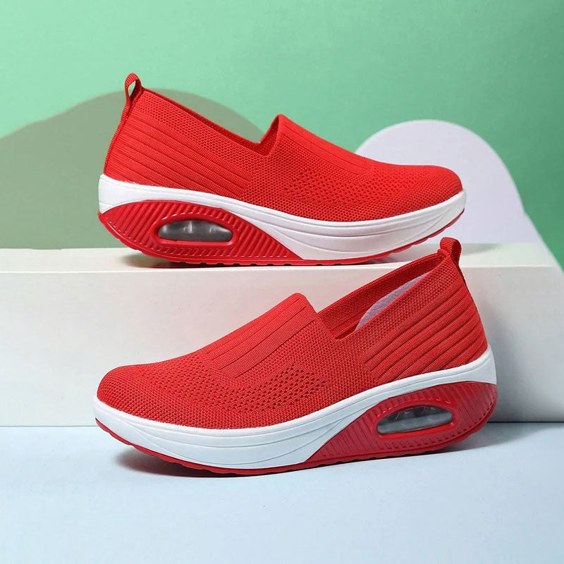 Valenzora | Atmungsaktive Slip-on-Sneaker mit ergonomischer Sohle für Damen