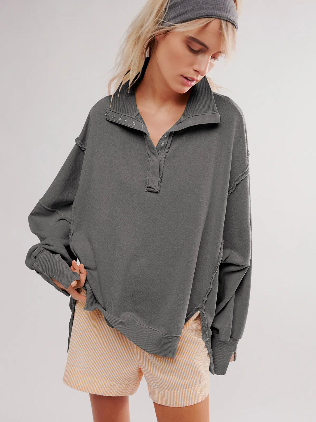 Valenzora - Lässiges Sweatshirt mit Knöpfen und Laternenärmeln