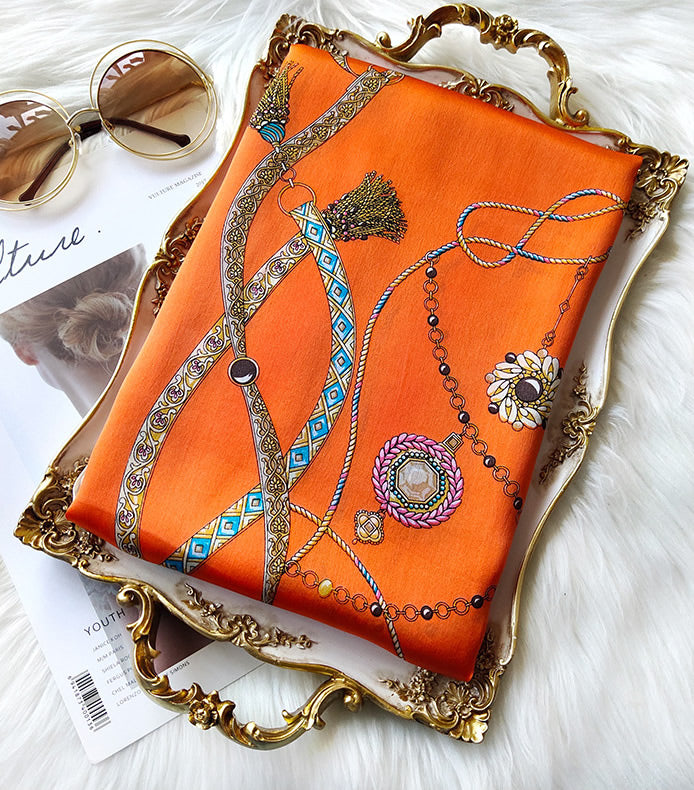 Valenzora | Luxurious women's scarf made of mulberry silk