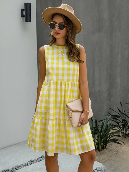 Valenzora | Fashion, Loose-fitting women's dress with round neckline, checked pastel medium skirt