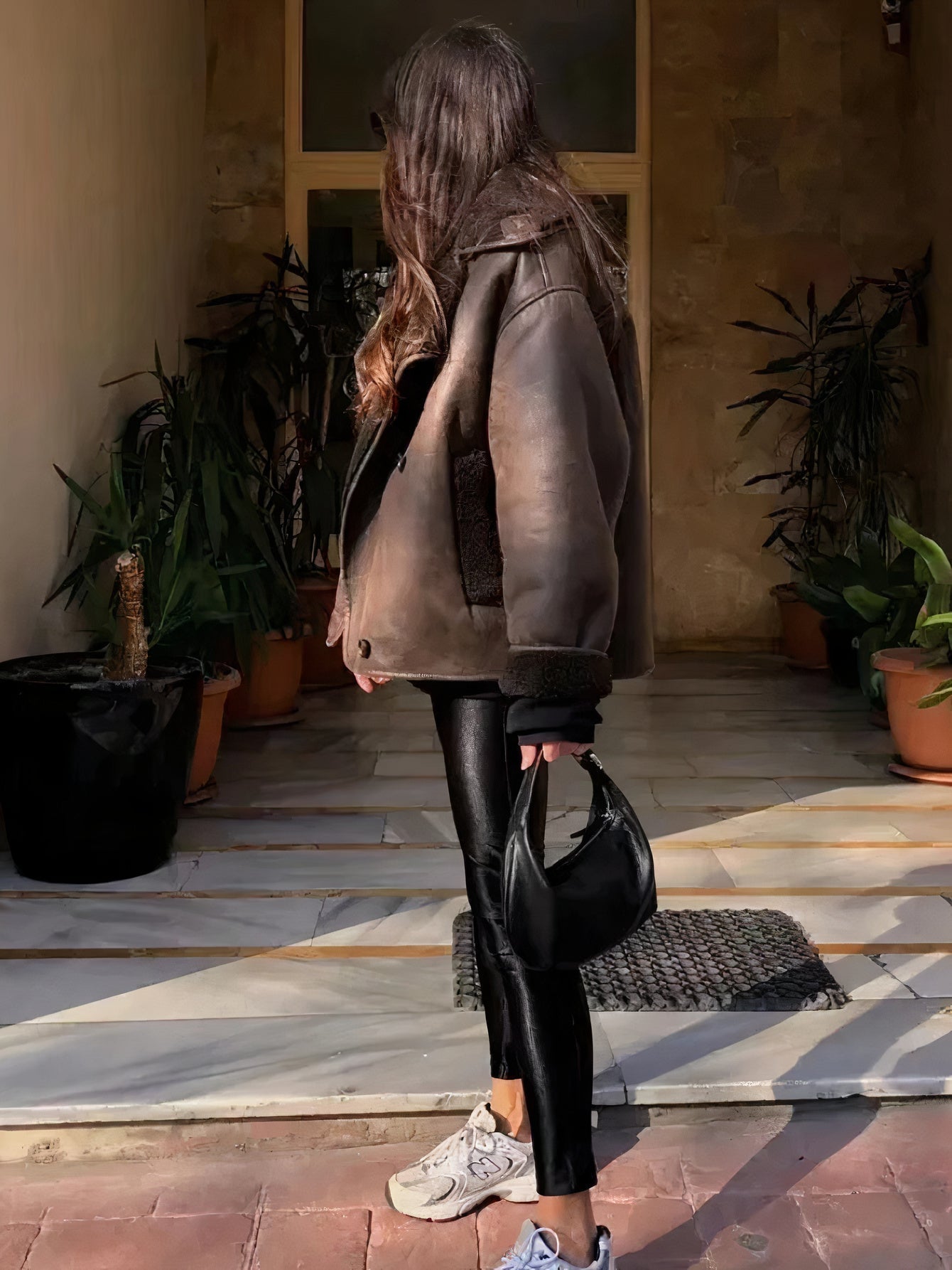 Valenzora | Classic Short Leather Jacket Women's