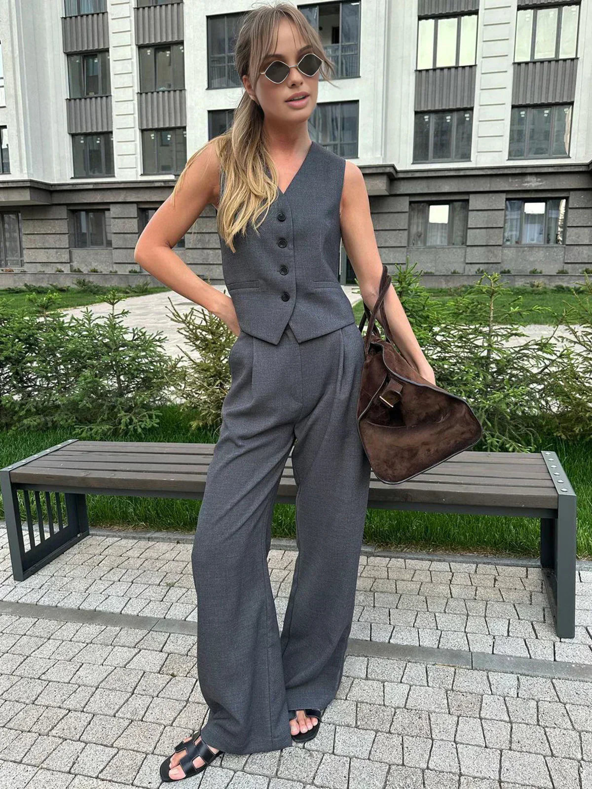 Valenzora | Anzug aus Weste und passender Hose