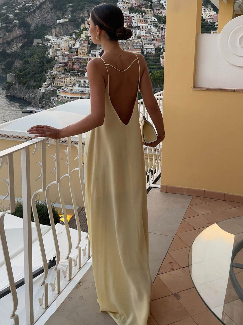 Valenzora | Rückenloses Satin-Kleid Lang für den Urlaub
