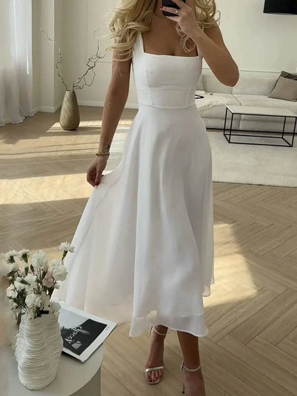 Valenzora | Modernes ärmelloses Maxikleid mit hoher Taille für Damen