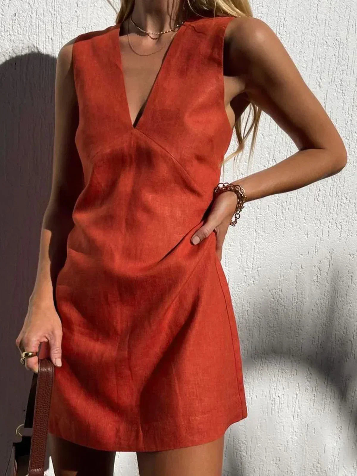 Valenzora | Lässiges V-Ausschnitt-Kurzkleid aus Baumwolle und Leinen