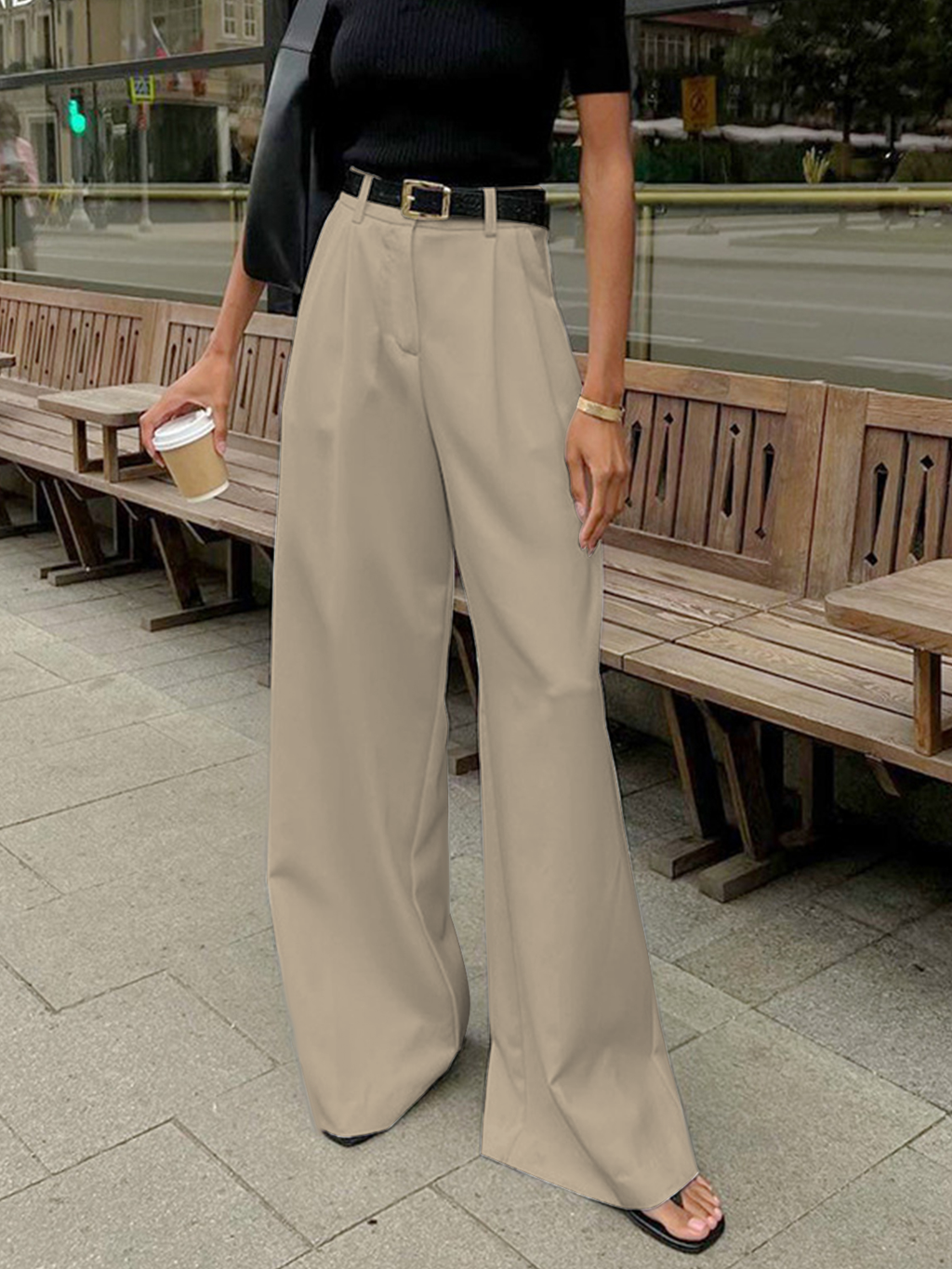 Valenzora | Cut trousers with a flowing silhouette and soft, breathable fabric for women
