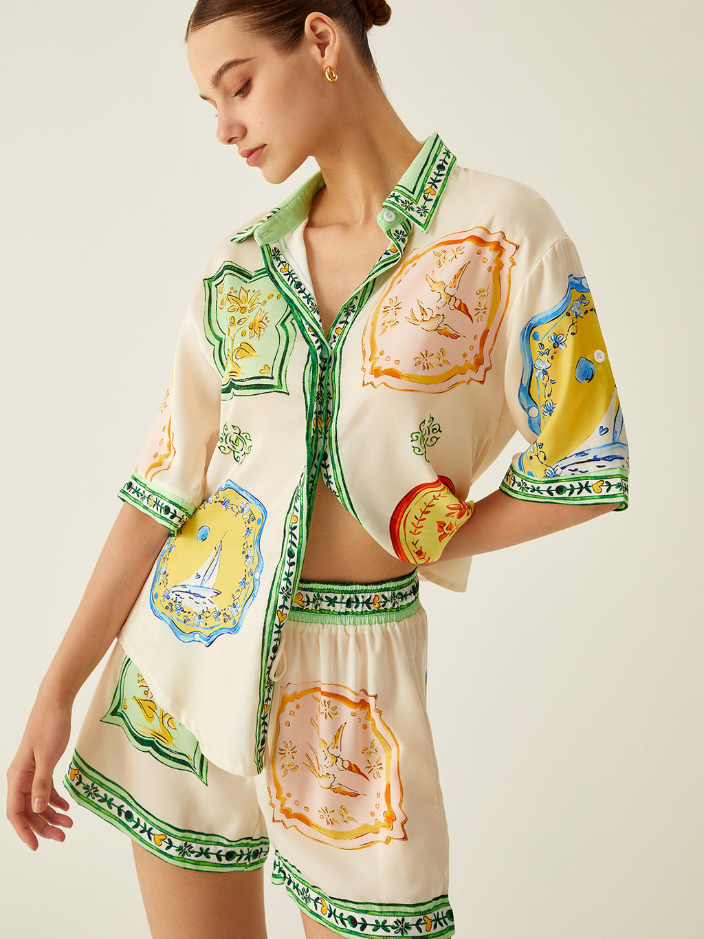 Valenzora | Loose Printed Satin Shorts Set
