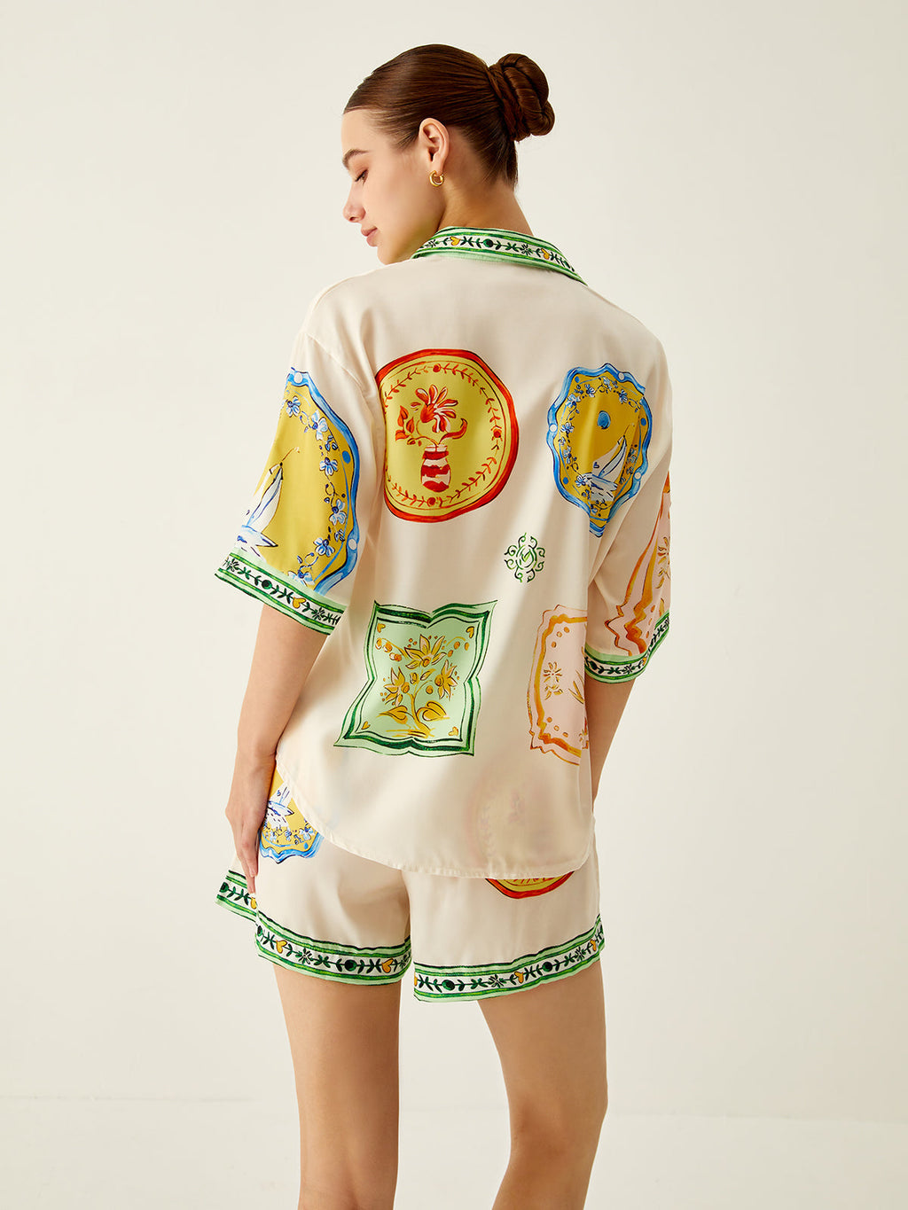 Valenzora | Loose Printed Satin Shorts Set