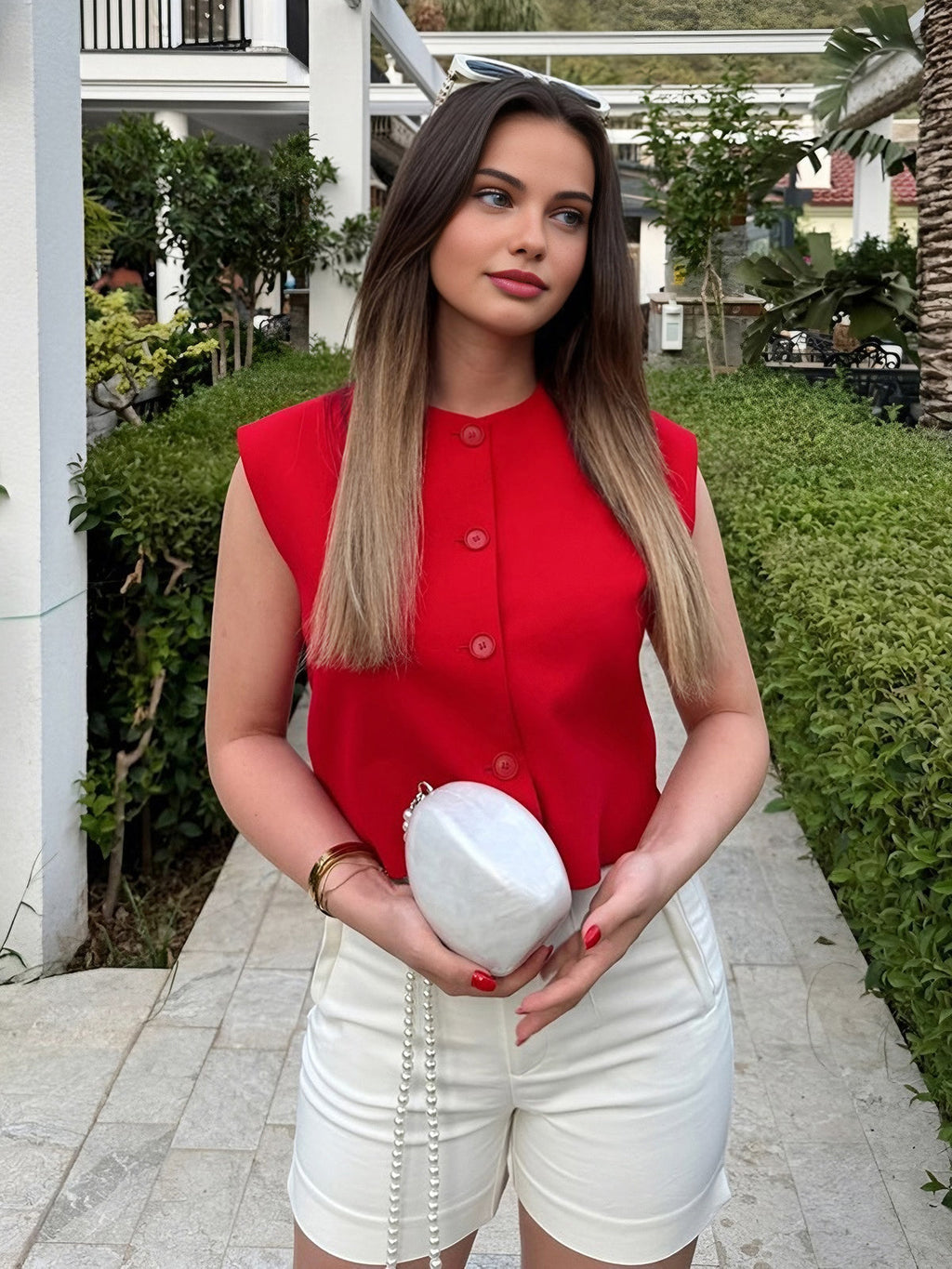 Valenzora | Leisure Sleeveless Button Vest