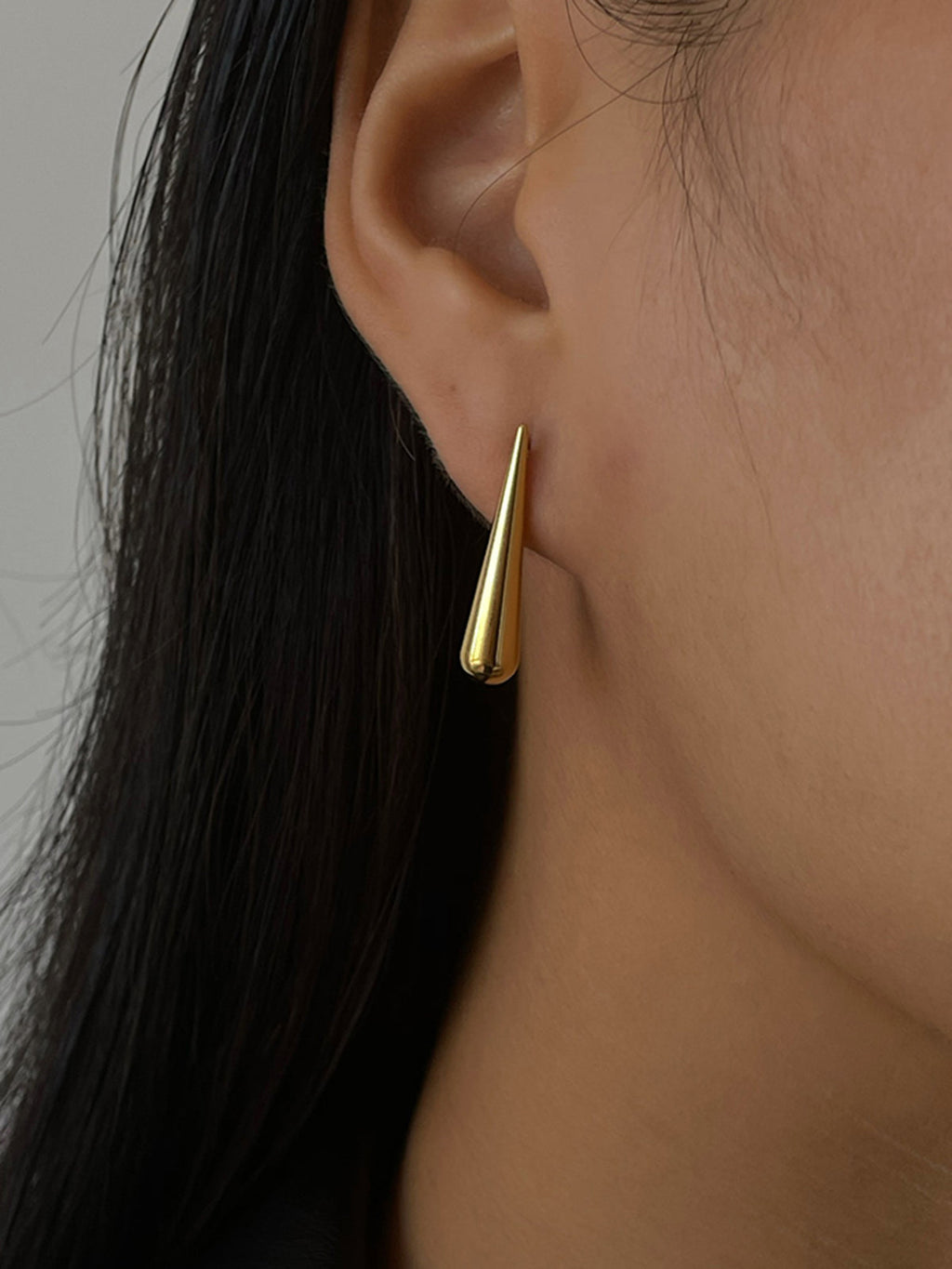 Valenzora | Wassertropfen-Ohrringe mit elegantem Design für Damen