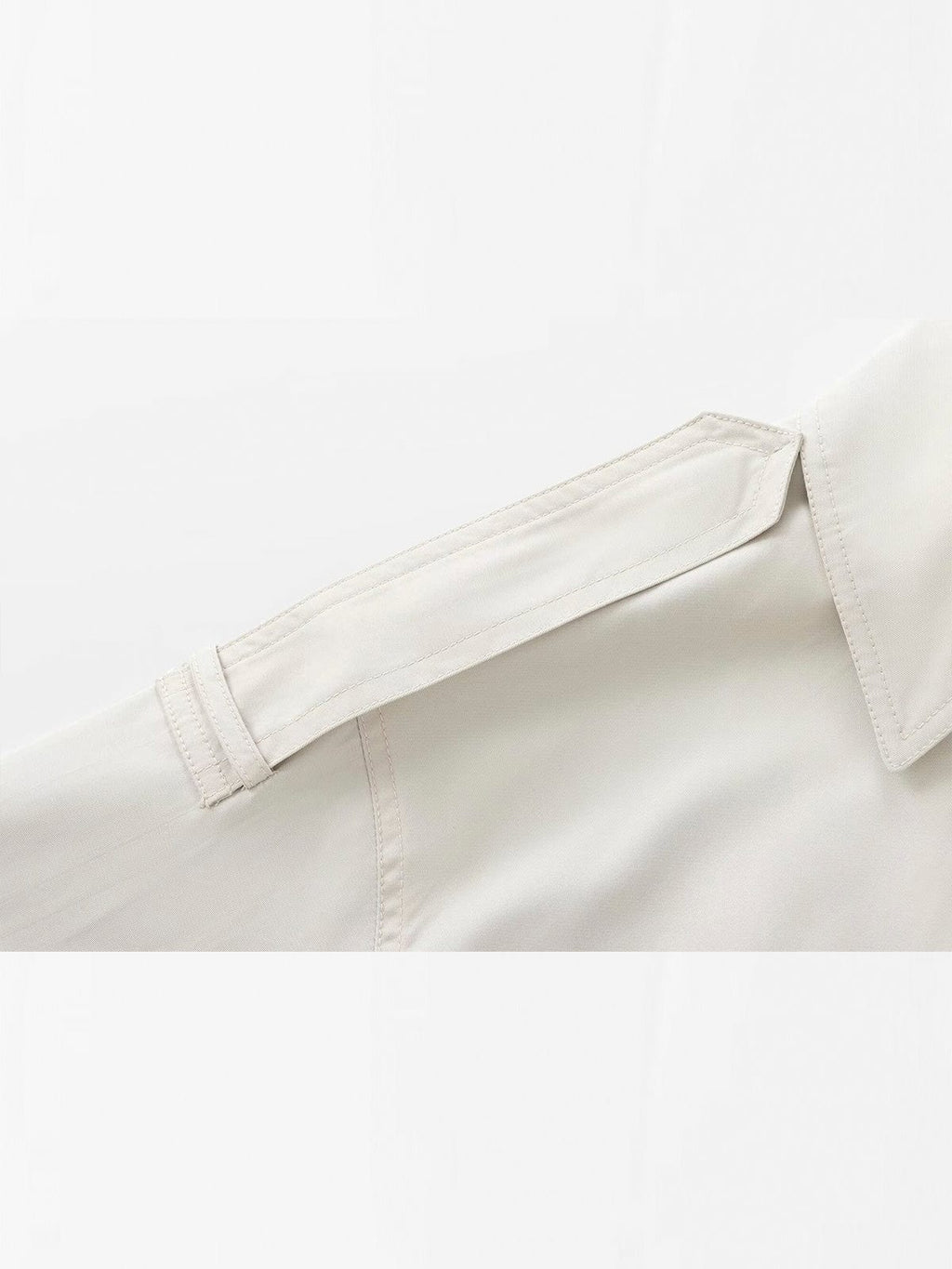 Valenzora | Short Double-Breasted Trench Coat Elegant & Timeless
