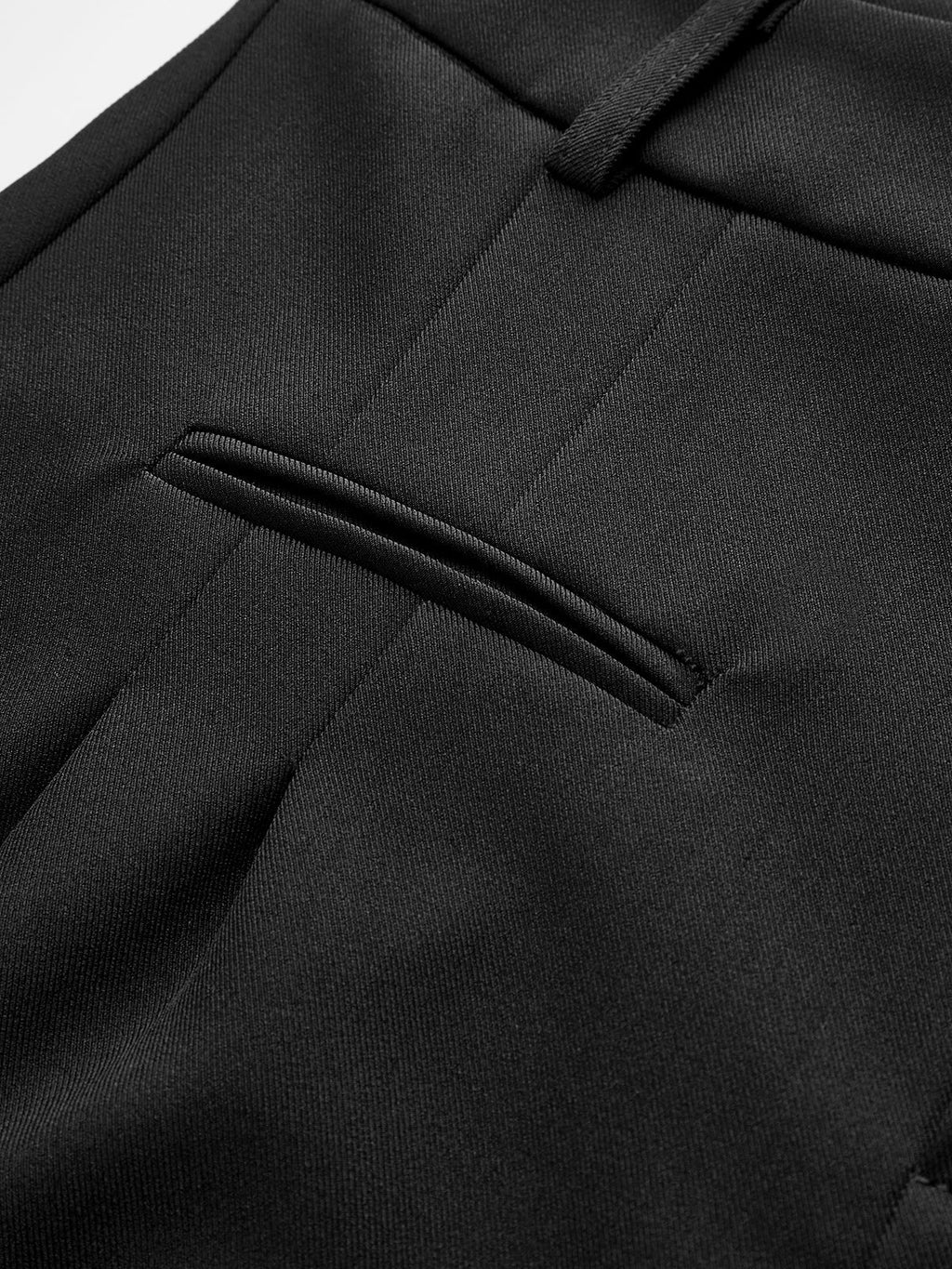 Valenzora | Semi-Transparent Mid-Waisted Shorts Without Belt