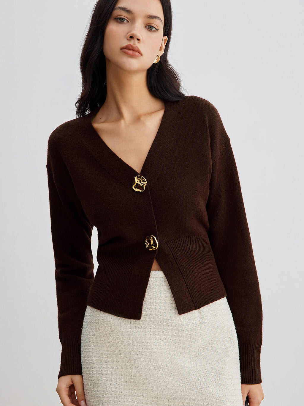 Valenzora | Elegant metal button short cardigan