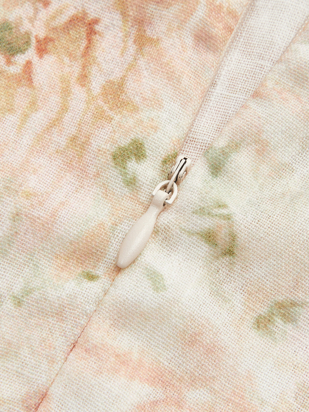 Valenzora | Cotton & Linen Puff Sleeve Floral Belt Dress