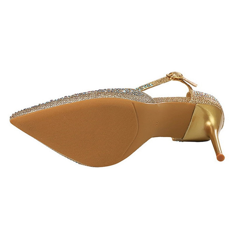 Valenzora | Unter dem Stern Stiletto