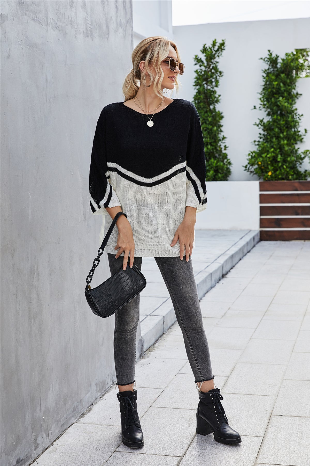 Valenzora Knit Plus Size Batwing Sleeve Knit Sweater