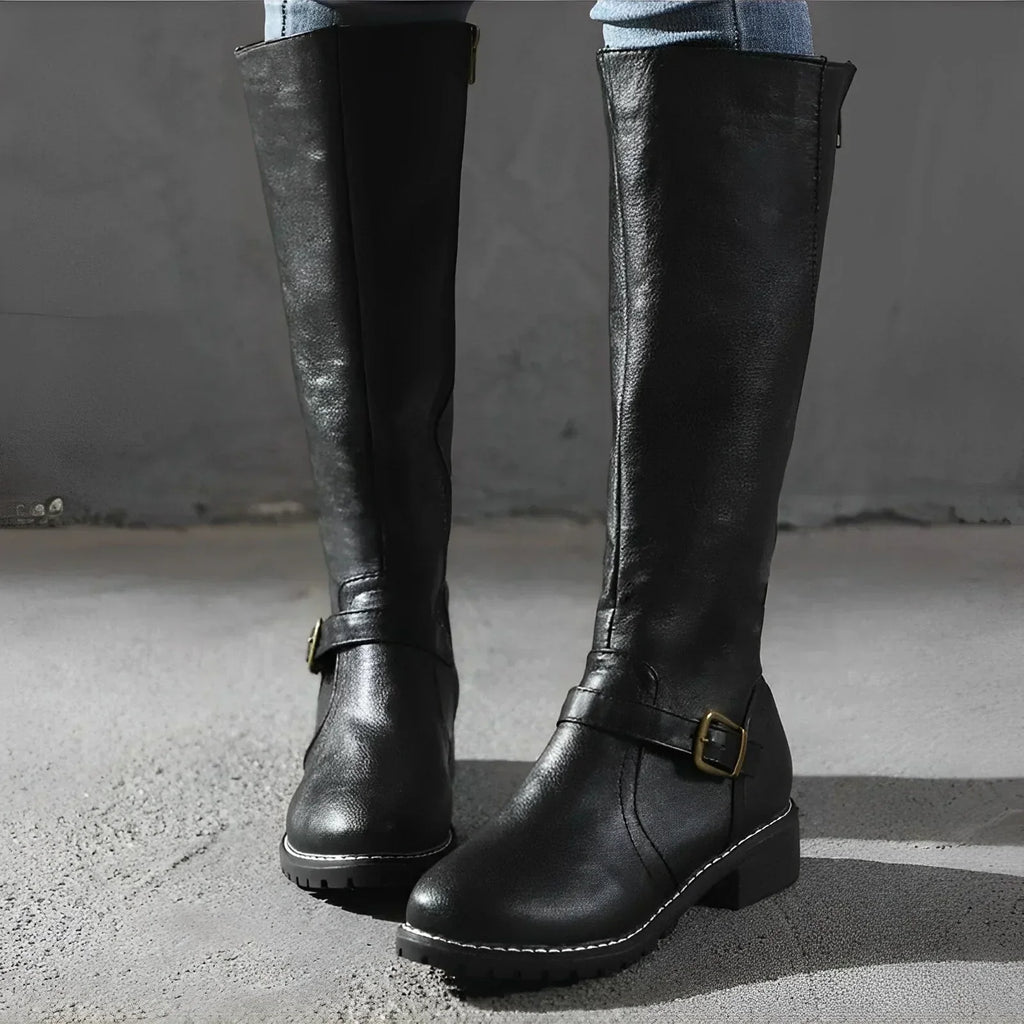 Valenzora | Stylish autumn long boots with metal clasp for women