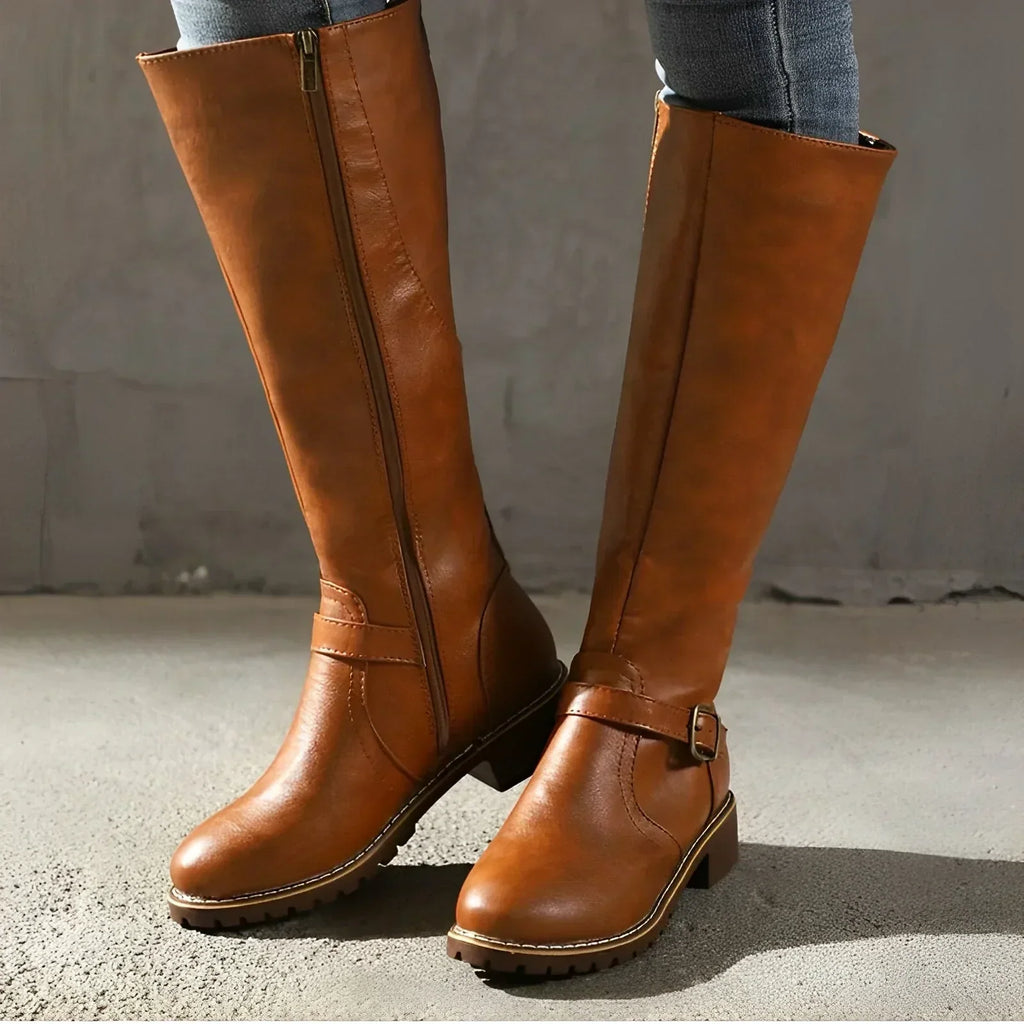 Valenzora | Stylish autumn long boots with metal clasp for women