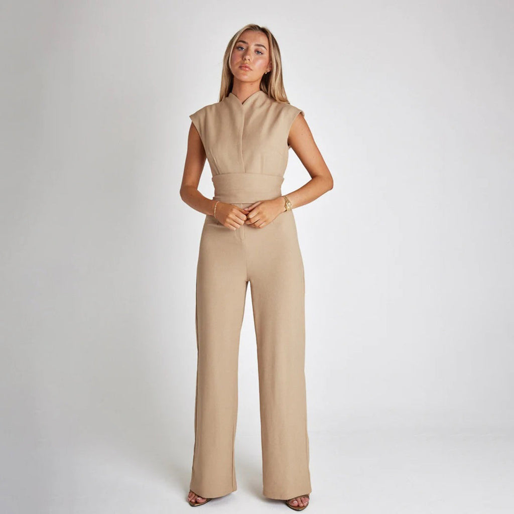 Valenzora - Elegant sleeveless jumpsuit