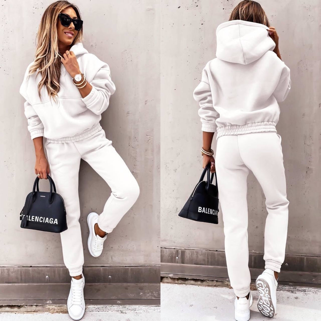 Valenzora | Set - comfortable women's jogging suit with hood