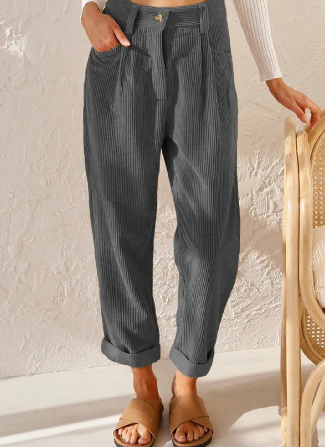 Valenzora - Stylish corduroy trousers