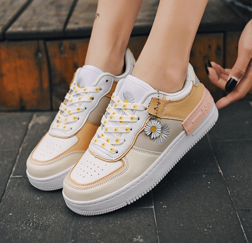 Valenzora | Sonnenblumen-Sneaker