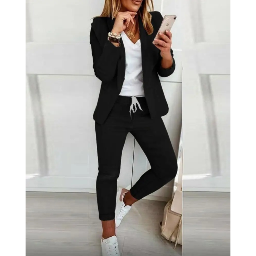 Valenzora | Stylish women's blazer and trousers set