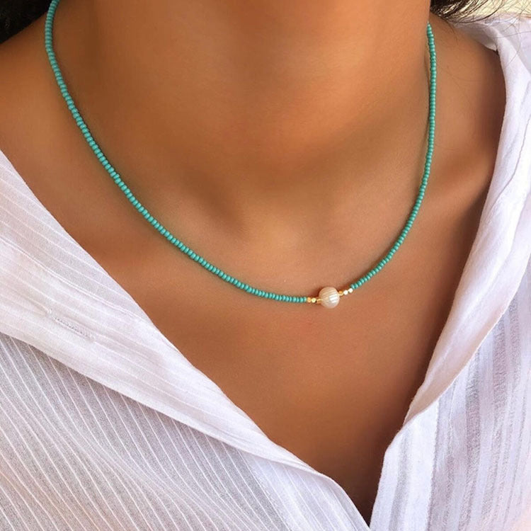 Valenzora | Classic pearl necklace with a subtle sheen