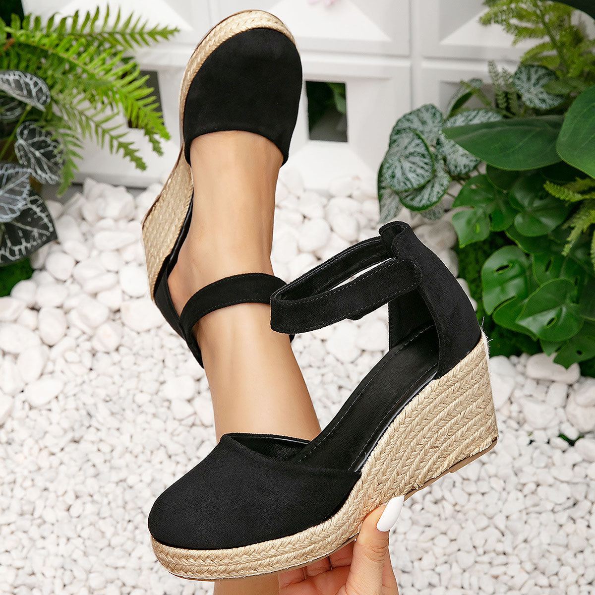 Valenzora | Trendige Keilsandalen mit Knöchelriemen für Damen